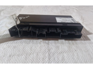 Řídící jednotka 13617811896 BMW 5 E60 E61 2004