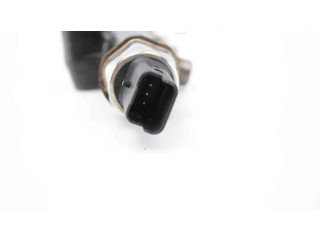 Топливная рампа 9684753080, 9664111780   Peugeot 5008  