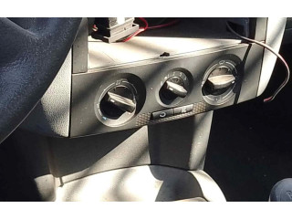 Блок управления климат-контролем Skoda Fabia Mk1 (6Y)