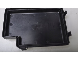 Pojistková skříňka 518053608 Aston Martin DB7 2001