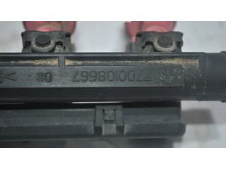 Топливная рампа 7700108667 Renault Clio II