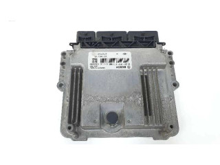 Блок управления двигателя 237106319R Dacia Lodgy