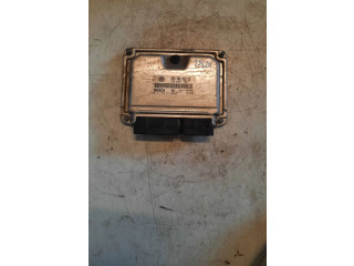 Блок управления двигателя 038906012CE, 28SA4934 Skoda Octavia Mk1 (1U)