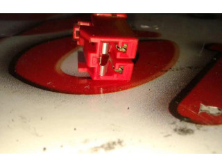 Подушка безопасности двери F04U0055873 Mitsubishi L200