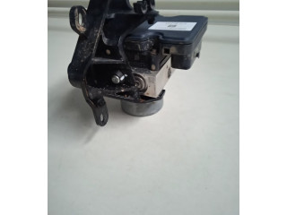 Блок АБС 1044745-00-B, DUALMOTORS Tesla Model 3 2017 - года