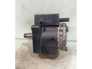 Vstřikovací čerpadlo 03l130755e, 061111043204   Volkswagen Caddy    BLS 