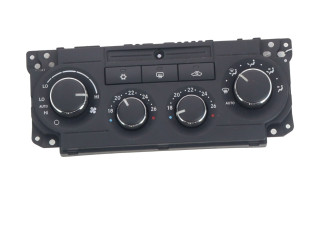 Блок управления климат-контролем    Jeep Commander