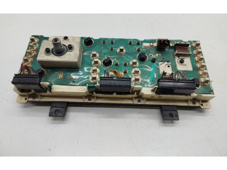 Панель приборов 7700841356 Renault Clio I