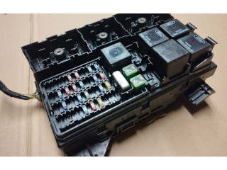 Блок предохранителей YF1T14B205CE Ford Taurus