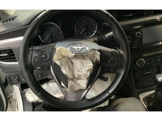 Volant Toyota Corolla E140 E150 2014