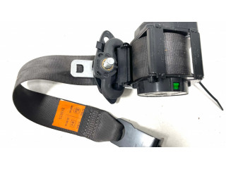 Задний ремень безопасности