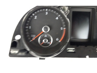 Přístrojová deska Volkswagen Passat Alltrack 2013 3AA920870P