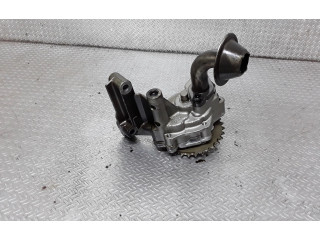 Масляный насос 038115105B Skoda Fabia Mk2 (5J)