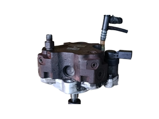 Vstřikovací čerpadlo 0445010045, 7788670   BMW 3 E90 E91  pro naftový motor 2.0  