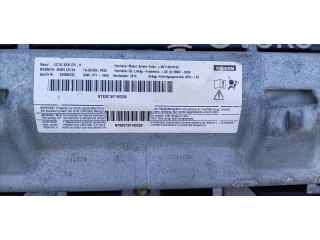 Подушка безопасности для колен 985R05DC0A Infiniti Q30