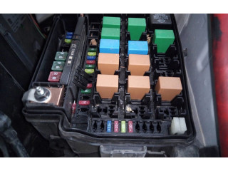 Pojistková skříňka Řídící jednotka BSM SsangYong Tivoli 2020