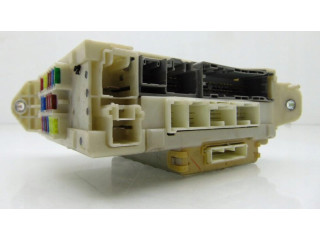 Блок предохранителей 8273053020 Lexus IS 220D-250-350