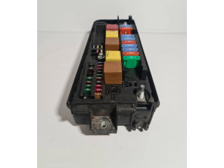 Блок предохранителей 13190892, 519115000   Opel Vectra C    