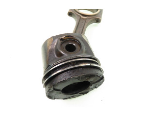  Поршень с шатуном D 5244 T2   Volvo S60  