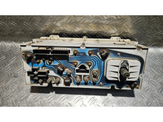 Přístrojová deska Ford Fiesta 1986 84FB10848CB