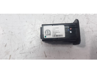 Блок управления 735600659, 3317022201 Jeep Renegade