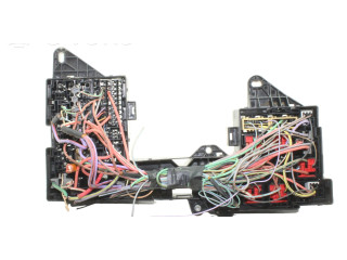 Блок предохранителей 8X2T14290TD Jaguar XF X250