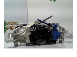 Блок управления климат-контролем    Renault Twingo II