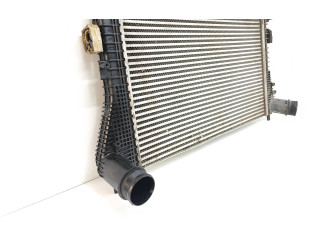 Интеркулер 1K0145803BM, 1K0121251DM Volkswagen Caddy