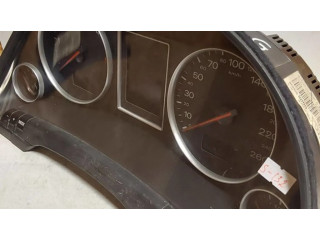 Přístrojová deska Audi A4 S4 B6 8E 8H 2004 8E0920900G, 0263626020