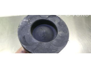 Píst 8370 Mercedes-Benz C AMG W204 3.0