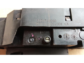 Замок заднего стекла 9804762080    Citroen C4 II Picasso 2013-2018 года