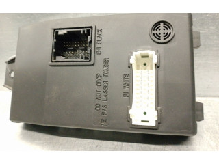 Блок комфорта 8201013757, 5WK48886A   Dacia Logan Pick-Up   