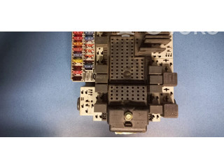 Блок предохранителей 08696040 Volvo XC90