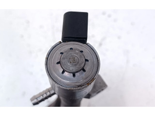 Vstřikovací lišta 04L089G, 04L130764C Volkswagen Tiguan