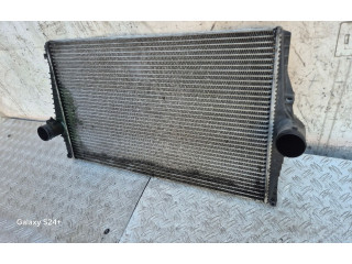 Радиатор интеркулера 30748808   Volvo XC90  