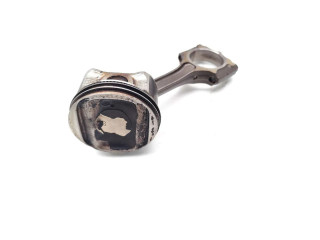 Píst HR12DE Nissan Micra HR12DE