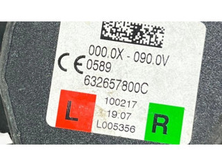 Задний ремень безопасности