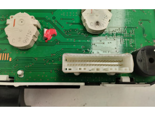 Přístrojová deska  Nissan Micra C+C 2010   