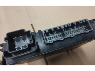 Блок управления F8VB13C791AE   Lincoln Town Car