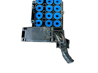 Блок АБС 30714956, 5BR6A28077   Volvo  V70  2005 - 2008 года