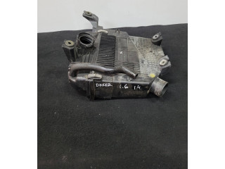 Блок предохранителей H8201172661, 70535779 Dacia Logan II