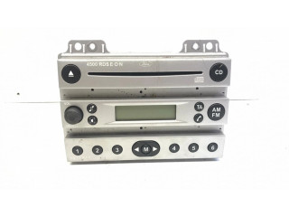 Радио/ проигрыватель CD/DVD / навигация