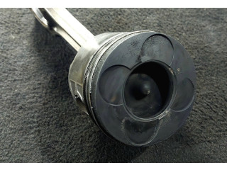 Píst BMW X5 E53 pro naftový motor 3.0