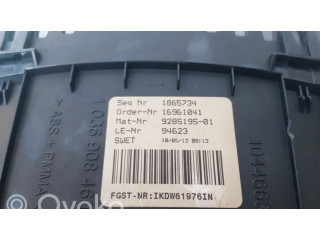 Přístrojová deska BMW 5 F10 F11 2012 9285195