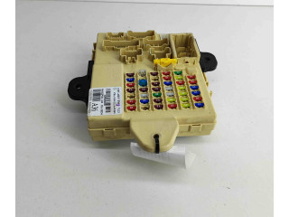 Блок предохранителей 121619713010303739 Mitsubishi Carisma