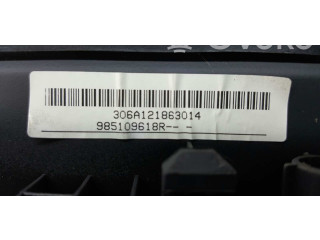 Подушка безопасности водителя 8200792586, 6001551352 Dacia Sandero