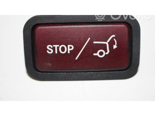 Включатель закрытия задней крышки