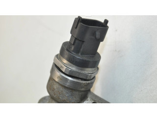 Топливная рампа 55215208, 0281006158 Alfa Romeo Giulietta 2.0