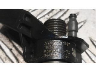 Vstřikovač 6420701187, A6420701187 Mercedes-Benz E W212 pro naftový motor 3.0 OM 642.852