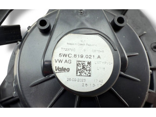 Вентилятор печки    T72370C, 5WC819021A   Volkswagen Golf VIII